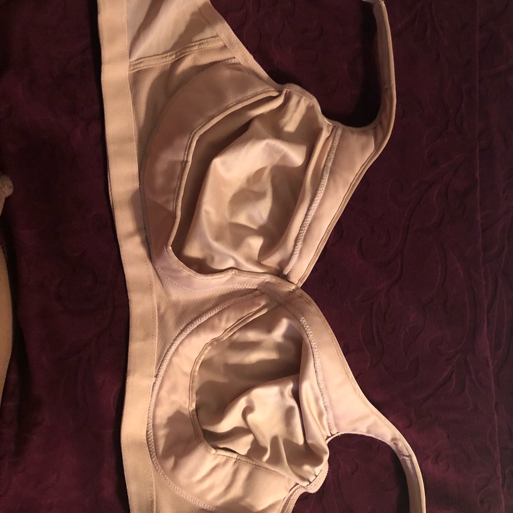 Glamorise sports bra